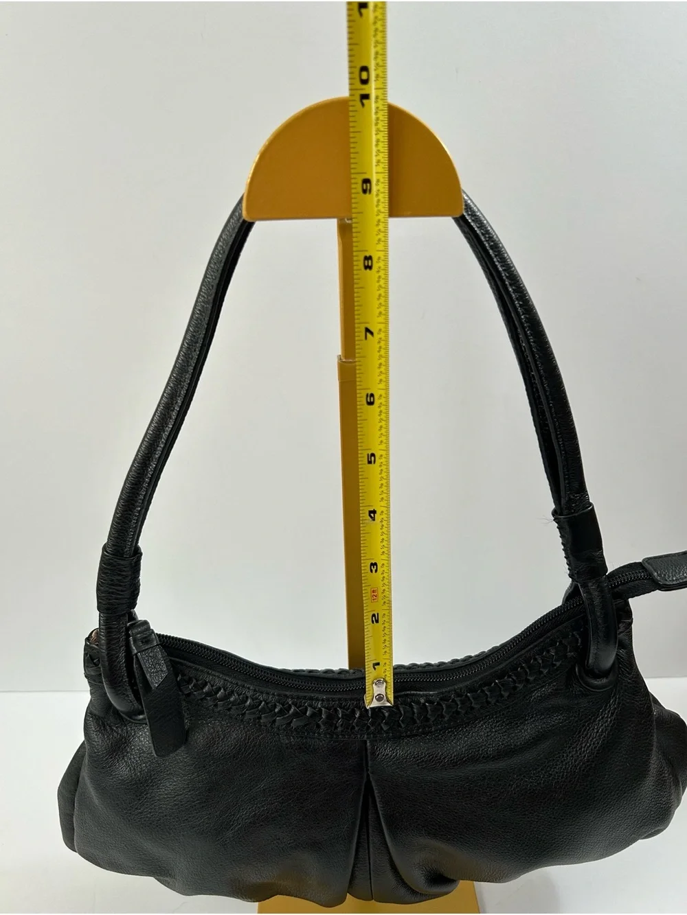 TOMBOY WiZ - Black Leather Shoulder Bag